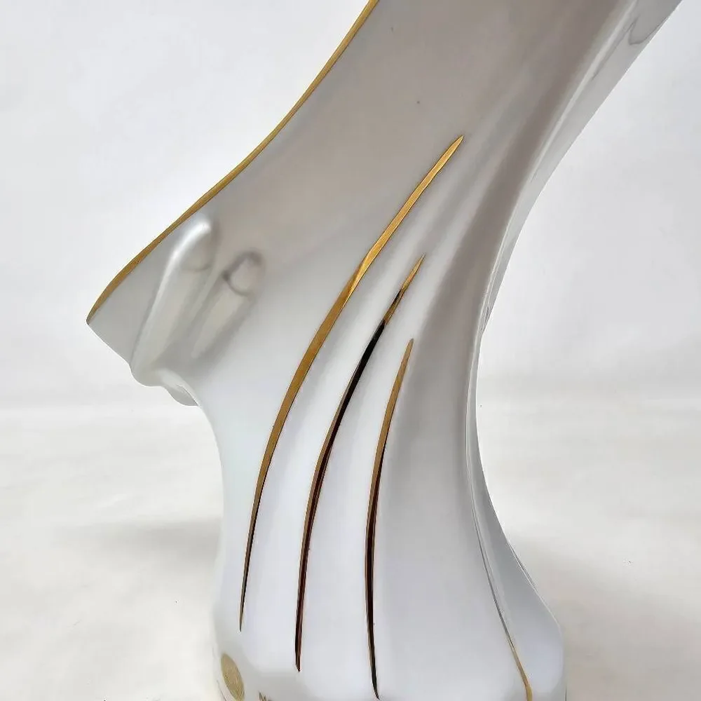 GAUTIER COGNAC WHITE AIR FRANCE CONCORD LIMOGES FRANCE PORCELAIN DECANTER READ